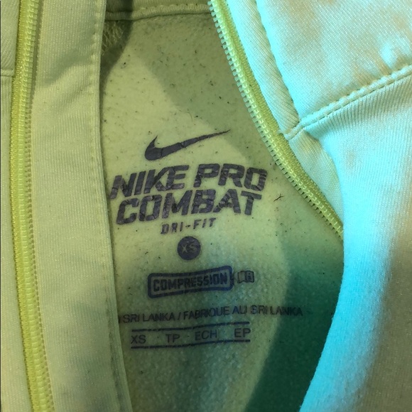 Nike pro combat dri-fit top - Picture 2 of 2